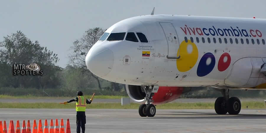 a320neo vivacolombia